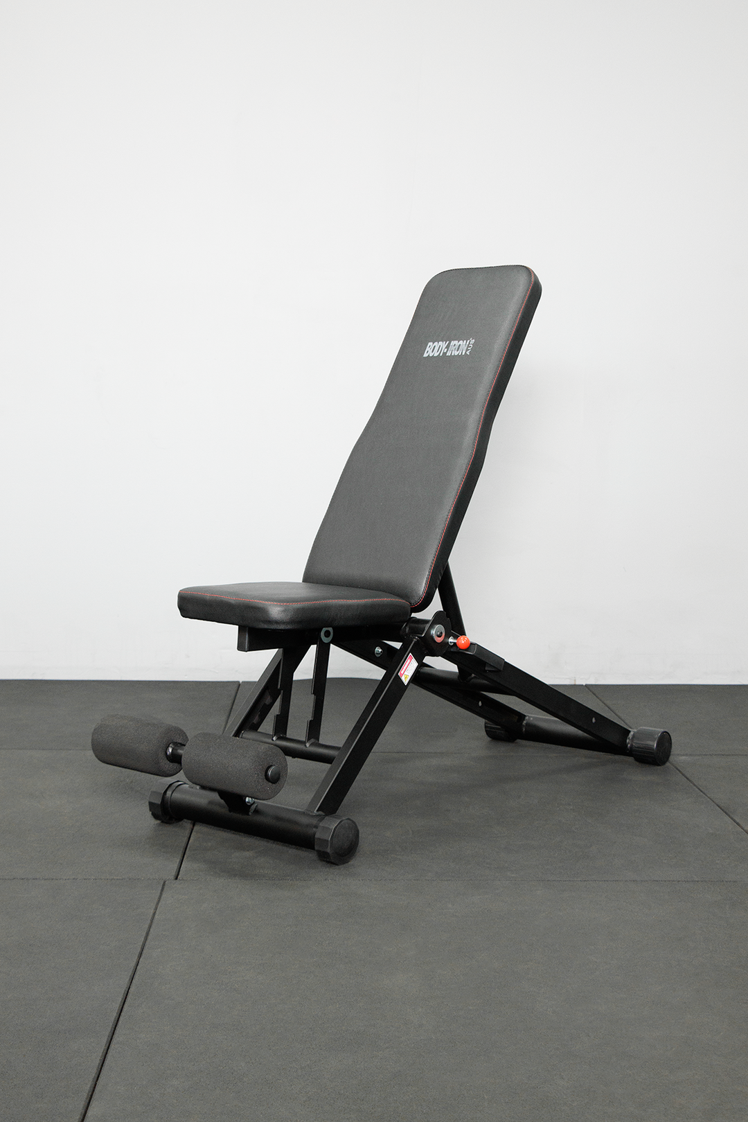 Body Iron Fold-Away Adjustable Bench SF1000