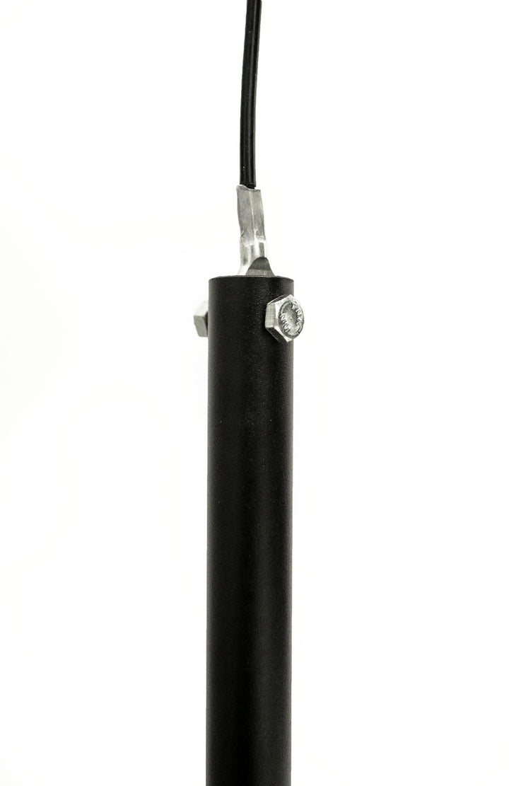 weight plate peg attached to ab bench